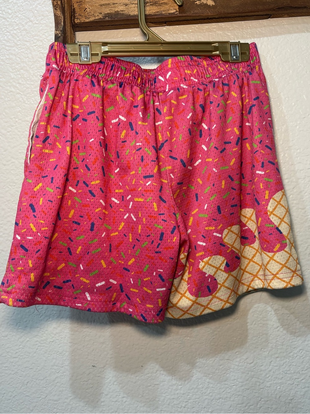 Baseball Lifestyle Shorts 101 Ice Cream Pink Boy Strawberry Size YL - Picture 3 of 4